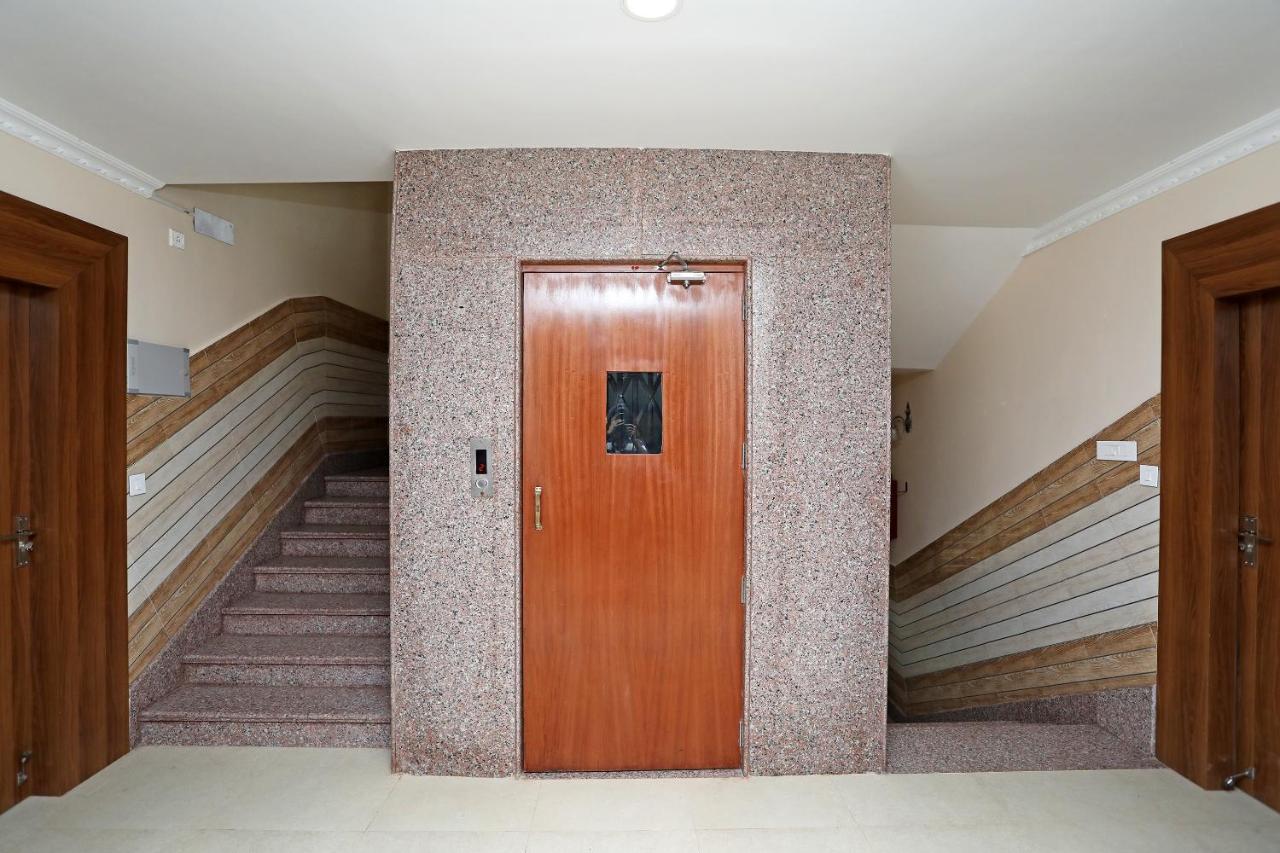 Oyo 13528 Kumud Plaza Hotel Bhubaneswar Bagian luar foto