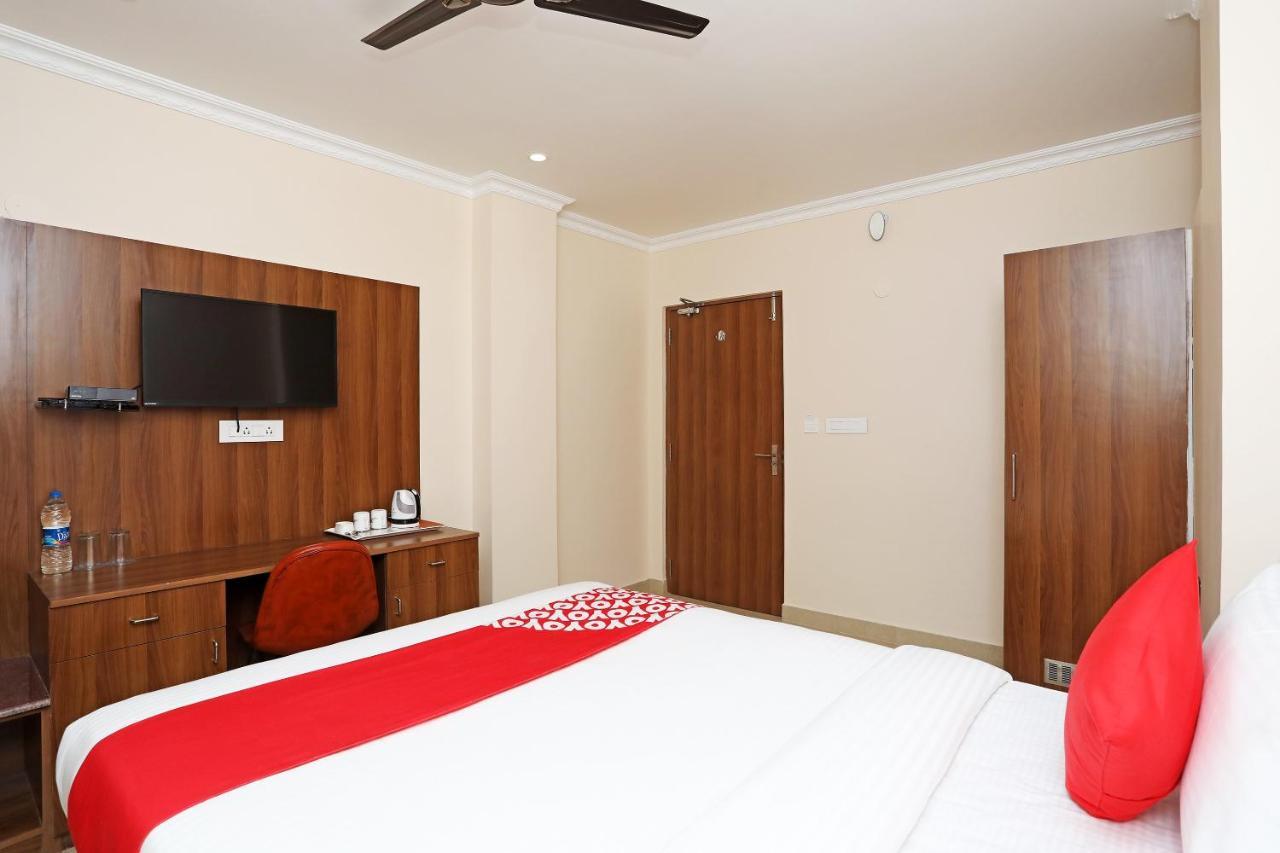 Oyo 13528 Kumud Plaza Hotel Bhubaneswar Bagian luar foto