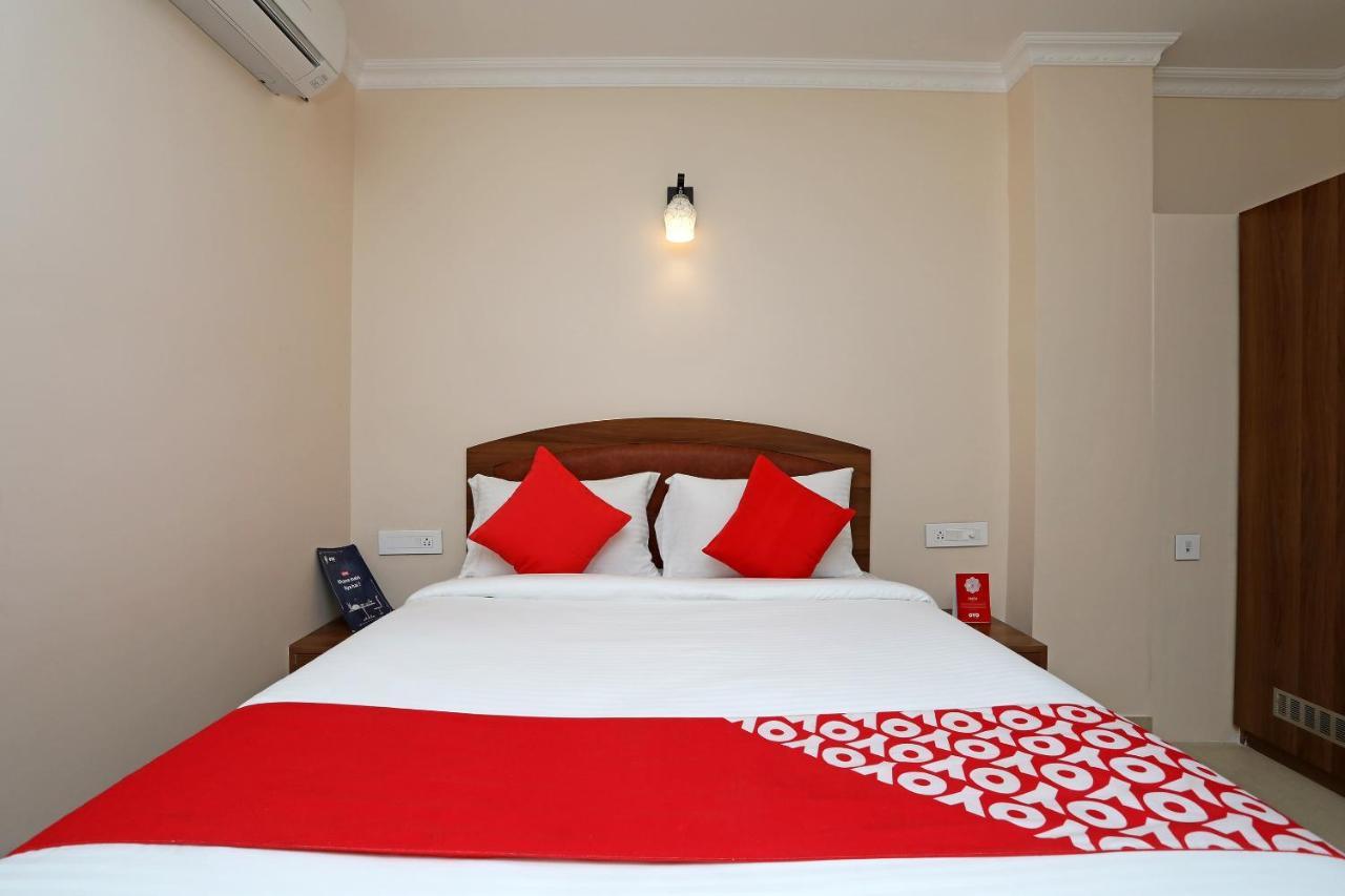 Oyo 13528 Kumud Plaza Hotel Bhubaneswar Bagian luar foto